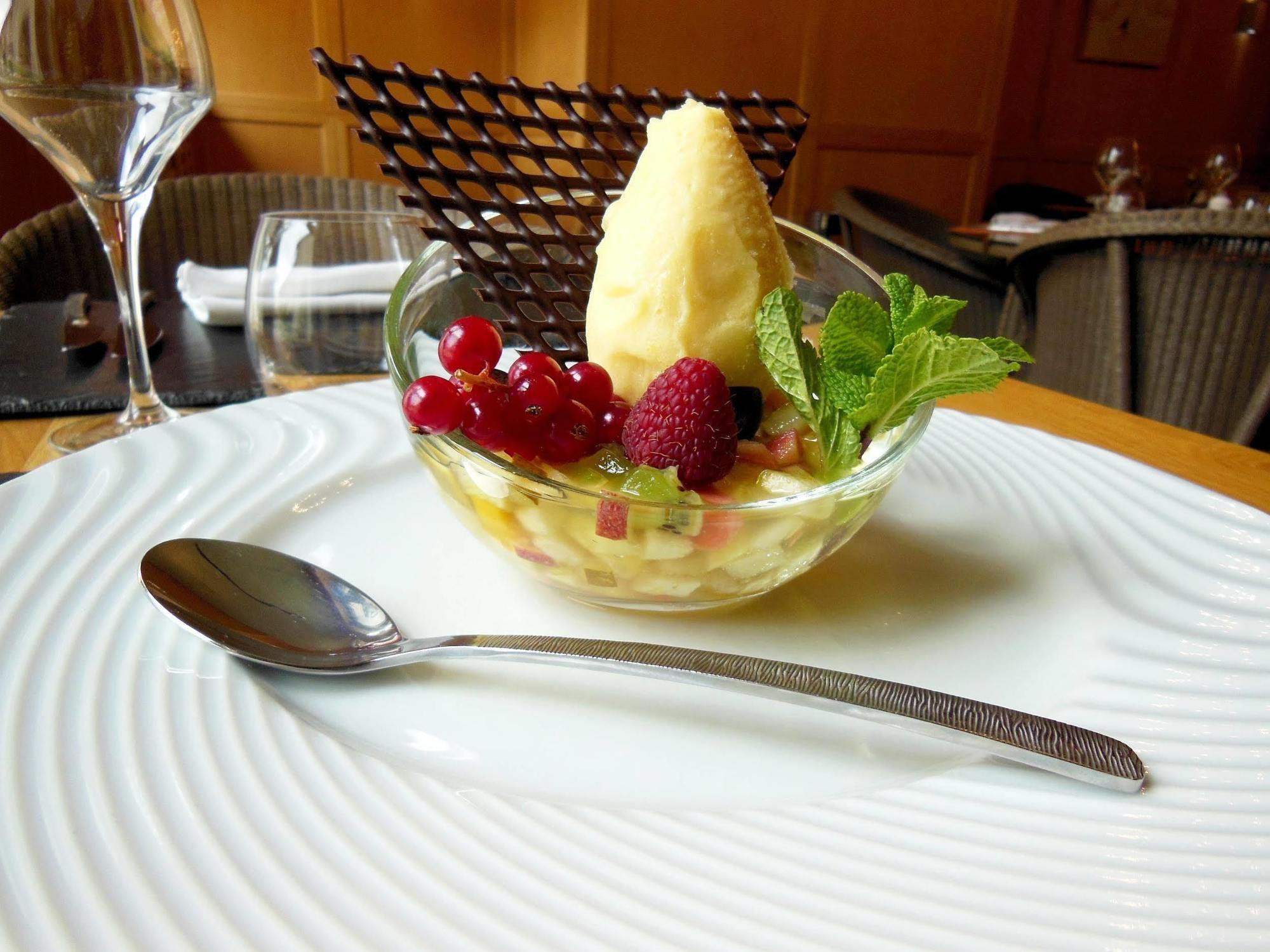 Logis Hotel Saint-Roch Pleumartin Bagian luar foto